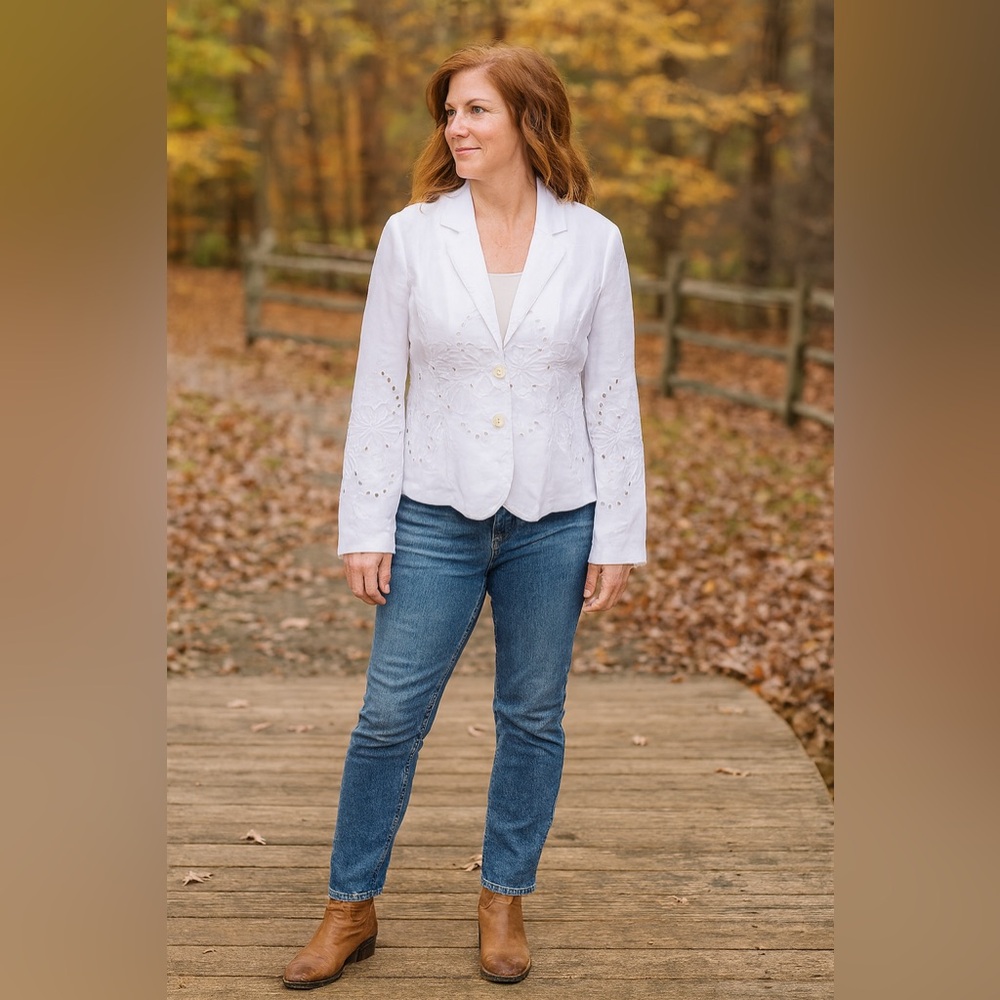 Boston Proper Floral Embroidered‎ Single Breasted Blazer Airy Linen White